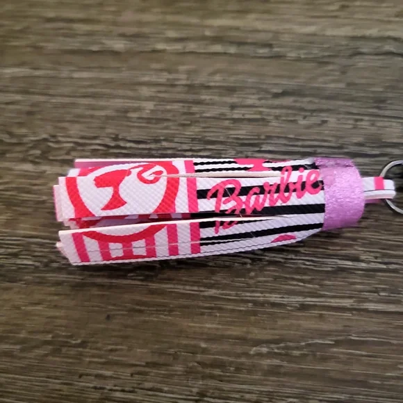 Barbie Key Fob Wristlet 🎉2/$30🎉 - Picture 3 of 5